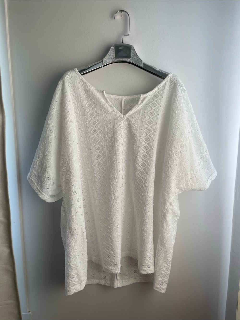 White Embroidered V-Neck Women's Top-Romantic-size 5XL